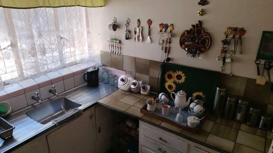 3 Bedroom Property for Sale in Roosheuwel Ext 2 North West